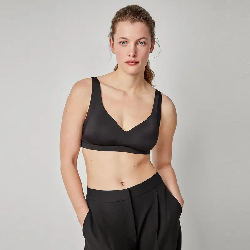 1/10038 - Reggiseno a copertura totale senza ferretto con imbottitura in schiuma