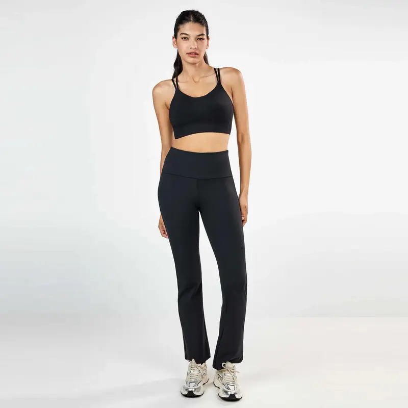 2/60022 - Reggiseno sportivo a sostegno medio
