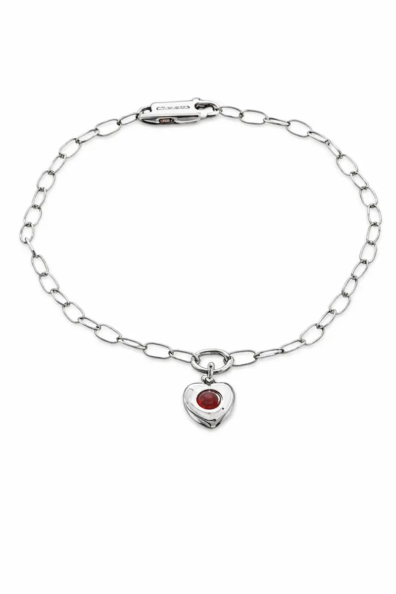 Bracciale in argento con piccolo cuore