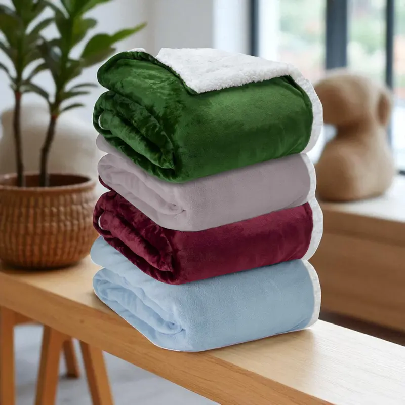 Coperta Flannel Sherpa Tinta Unita - 100% Poliestere - Dimensioni 150x200 cm, 120x160 cm