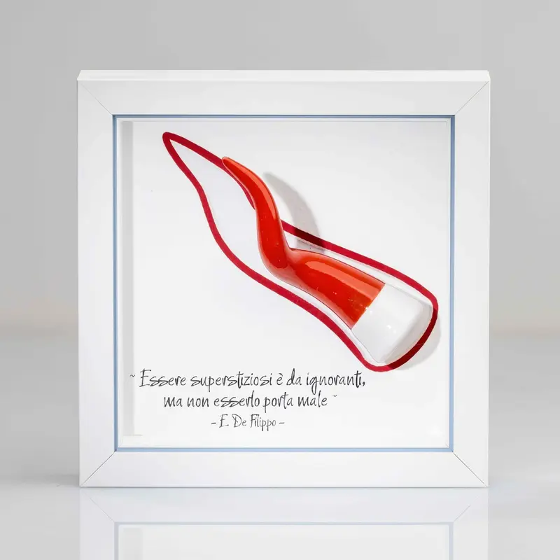 Corno portafortuna in Ceramica rosso con Cornice in Legno OpenHeArt