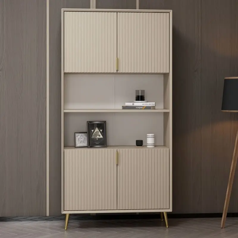 Credenza alta Kale con 4 ante effetto cannettato e 2 nicchie a giorno colore cashmere