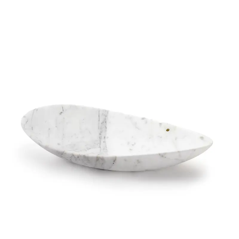 Medium size bowl in Calacatta marble