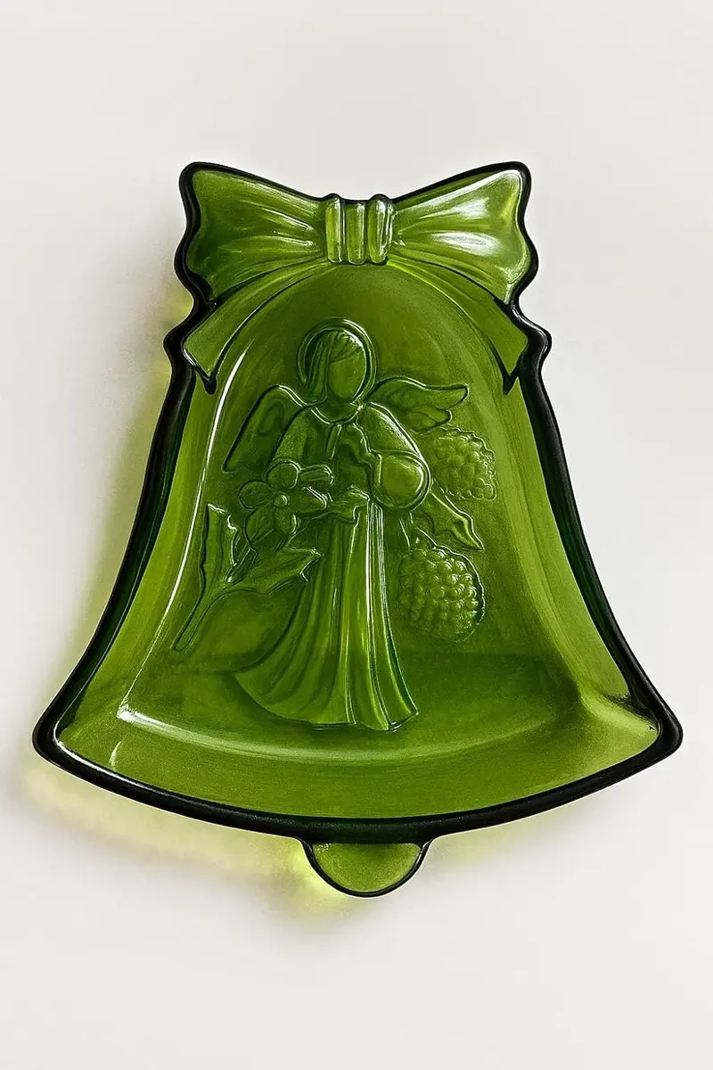 Piatto a forma di Campana verde 17X15X3H&H