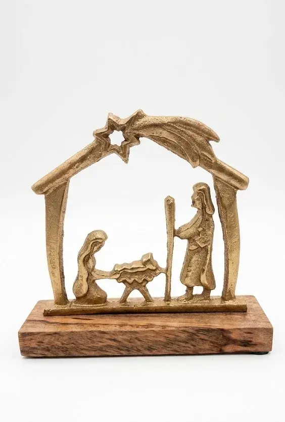 Presepe in Alluminio Oro 15 cm con Base in Legno – Natività Senza Tempo