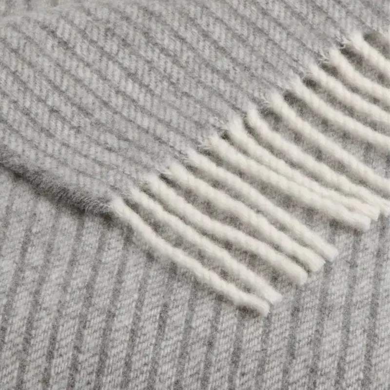 Recycled Wool and Cashmere Throw | Grey