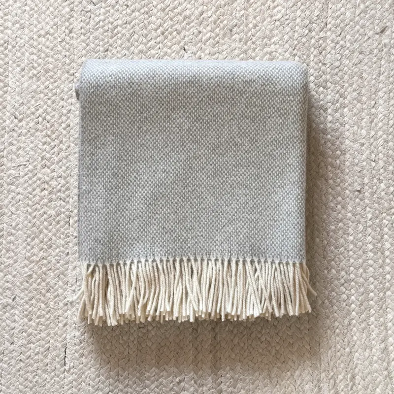 Recycled Wool and Cashmere Throw | Pearl Grey