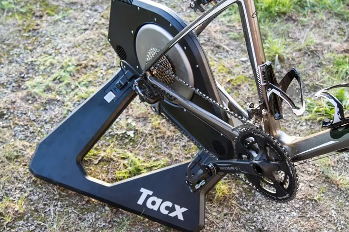 RULLO TACX NEO