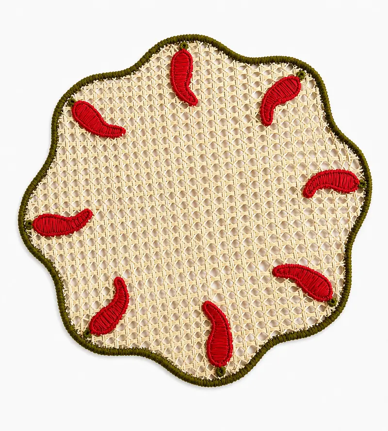 Scalloped Red Pepper Handwoven Placemat (set of 4)