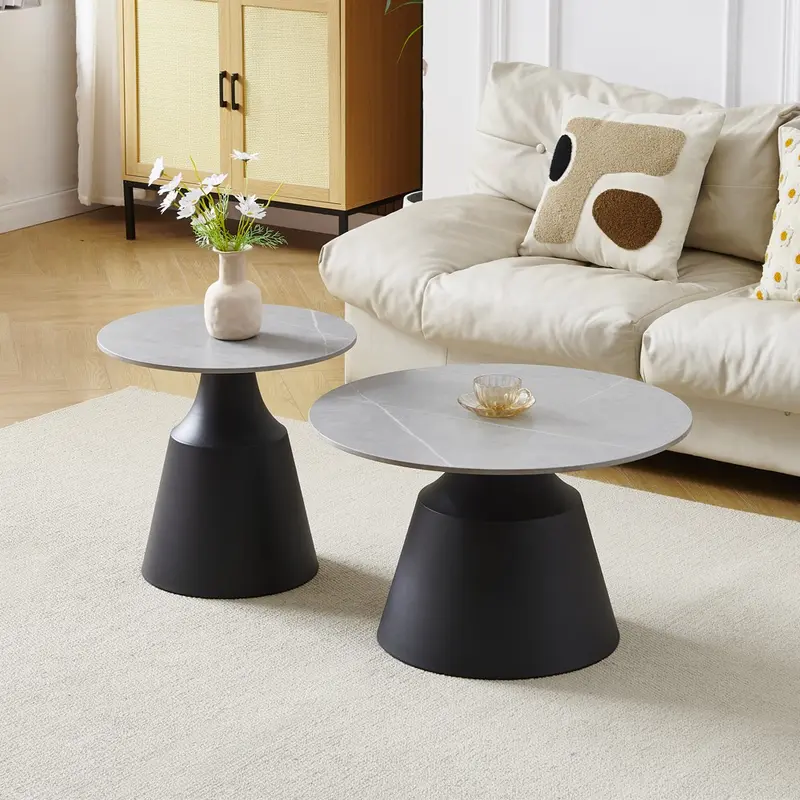 Set due tavolini da salotto rotondi Dual con piano grigio opaco e struttura in metallo nero
