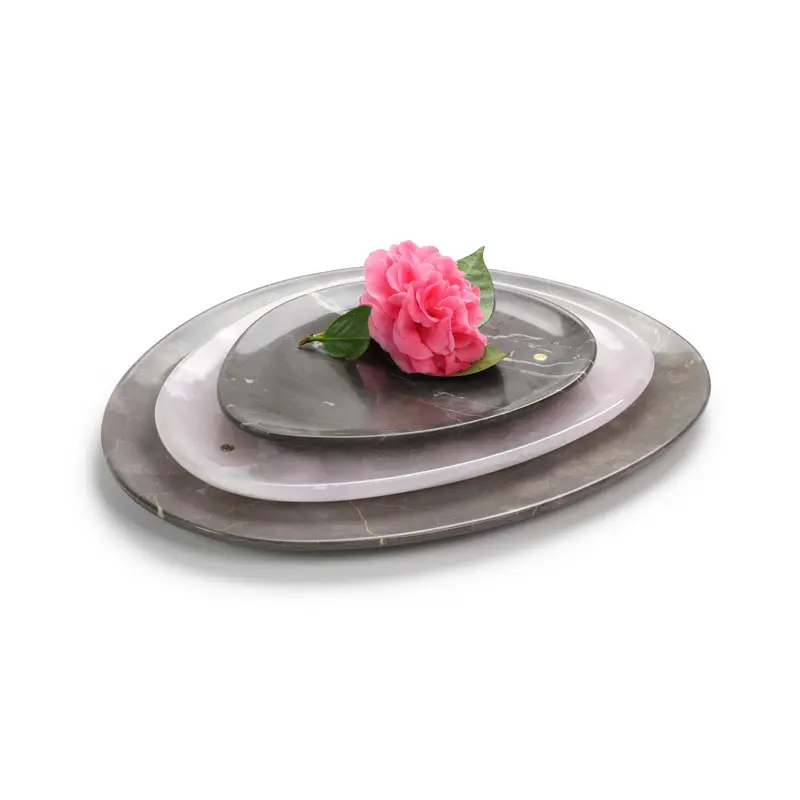 Set of presentation plates in mixed marbles