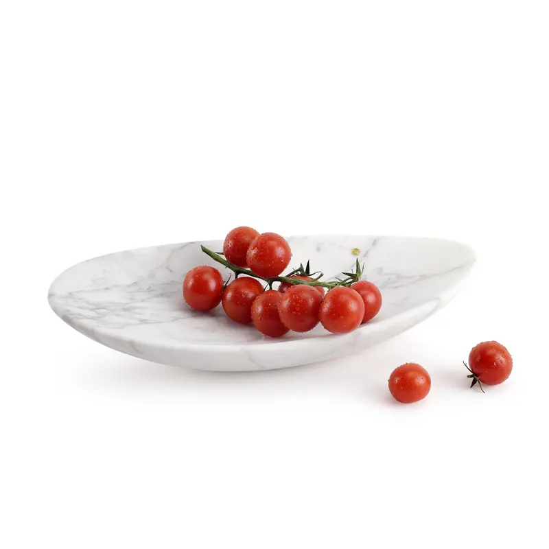 Small bowl in Calacatta marble