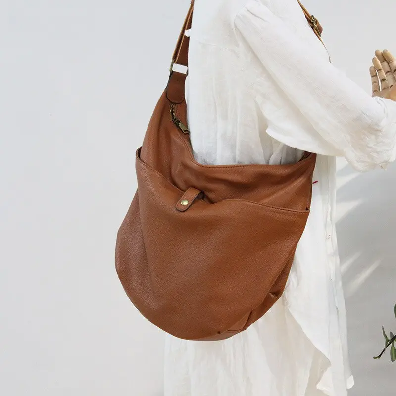 Soft Leather Hobo Bag – Everyday Elegance