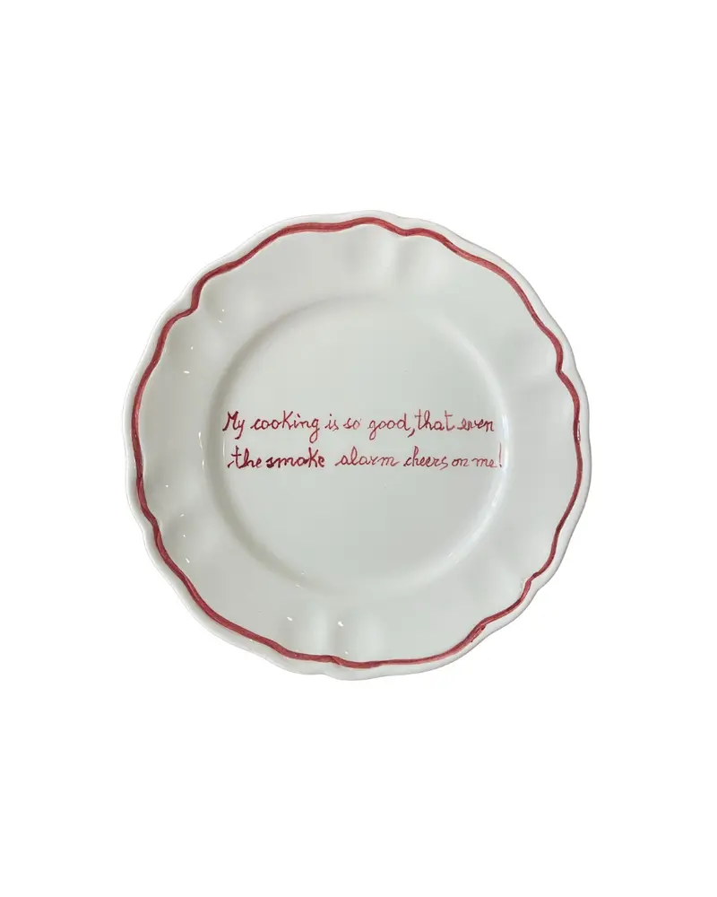 Sveva's Home "My cooking is so good, that even the smoke alarm cheers on me!" Ceramic Scalloped Plate Set of 4