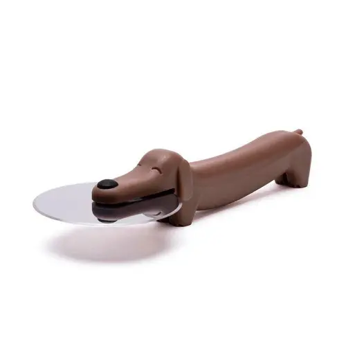 Tagliapizza puperoni cane con frisbee
