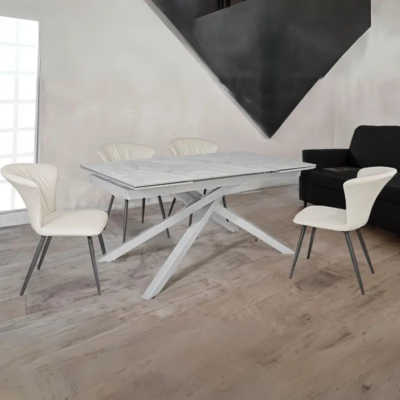 Tavolo allungabile Nefti con top in ceramica colore grigio chiaro italiano lucido con gambe argento
