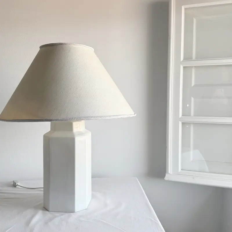 White Ceramic Hollywood Regency Lamp | Octagonal